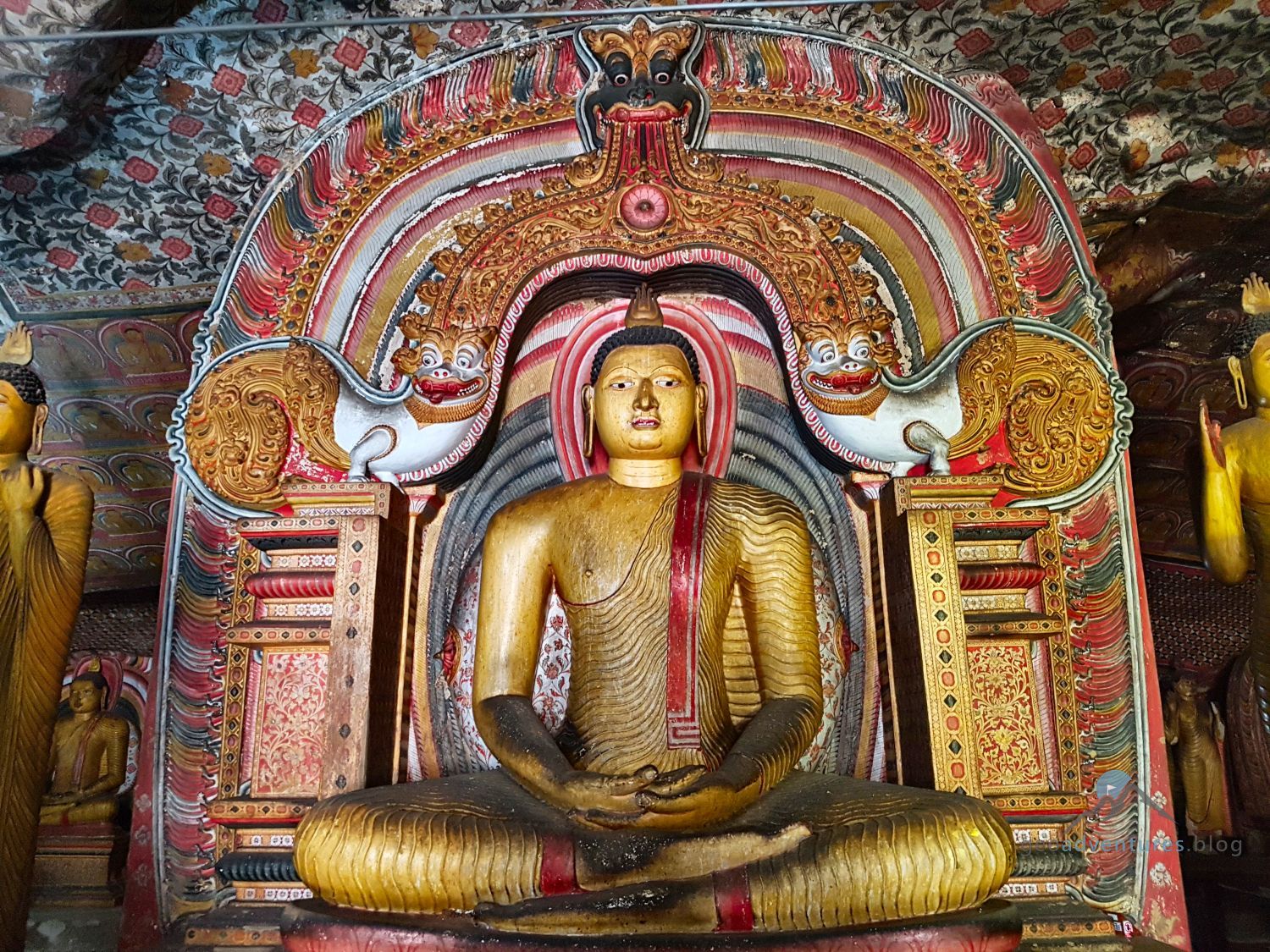Buddha Höhlentempel Dambulla Geocaching