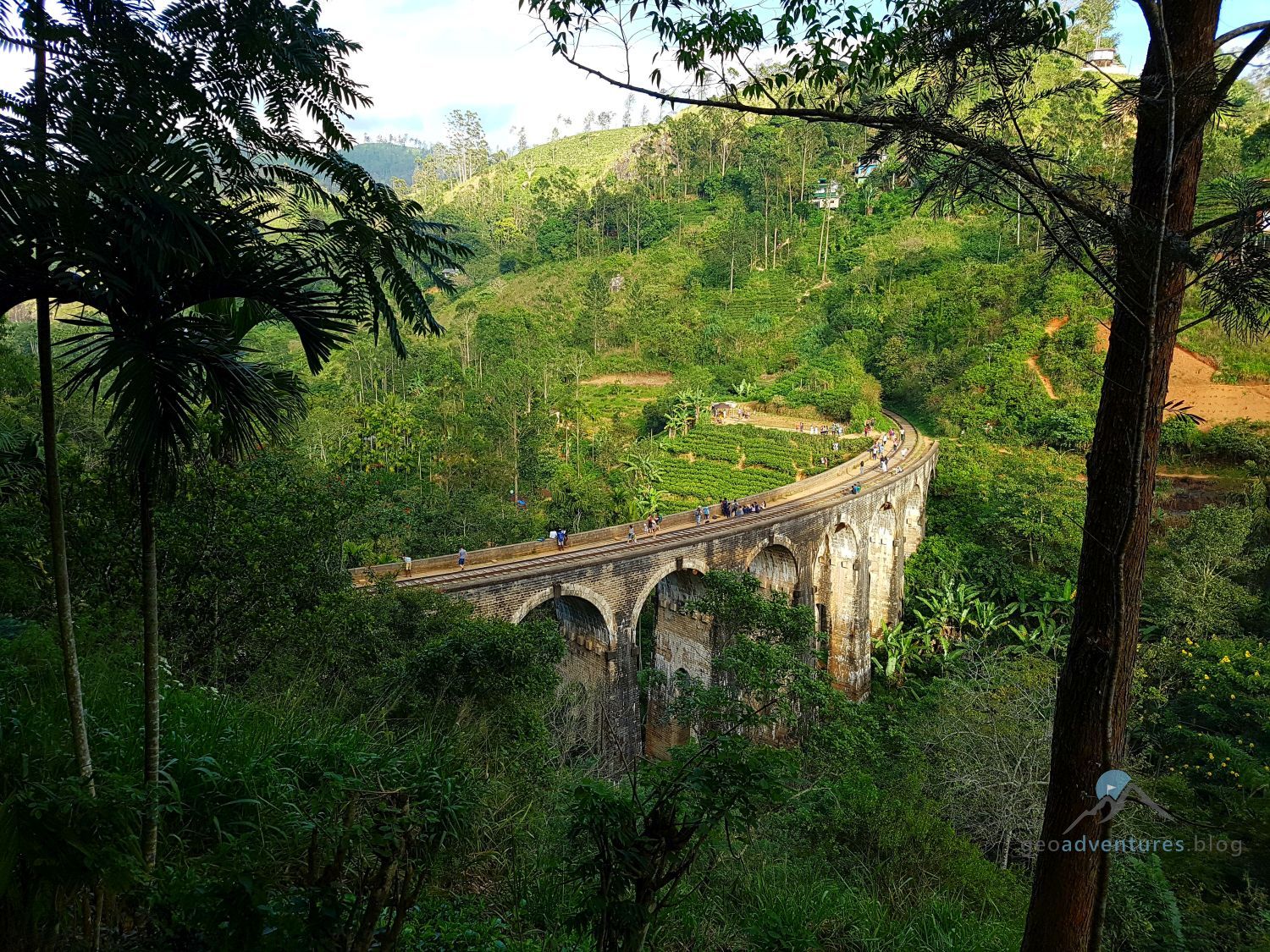 Geocaching Sri Lanka Ella Nine Arch Bridge