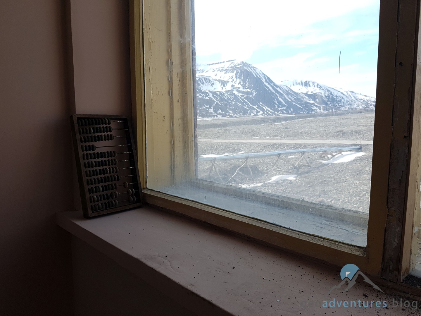 Pyramiden Svalbard Spitzbergen Kulturpalast Geocaching
